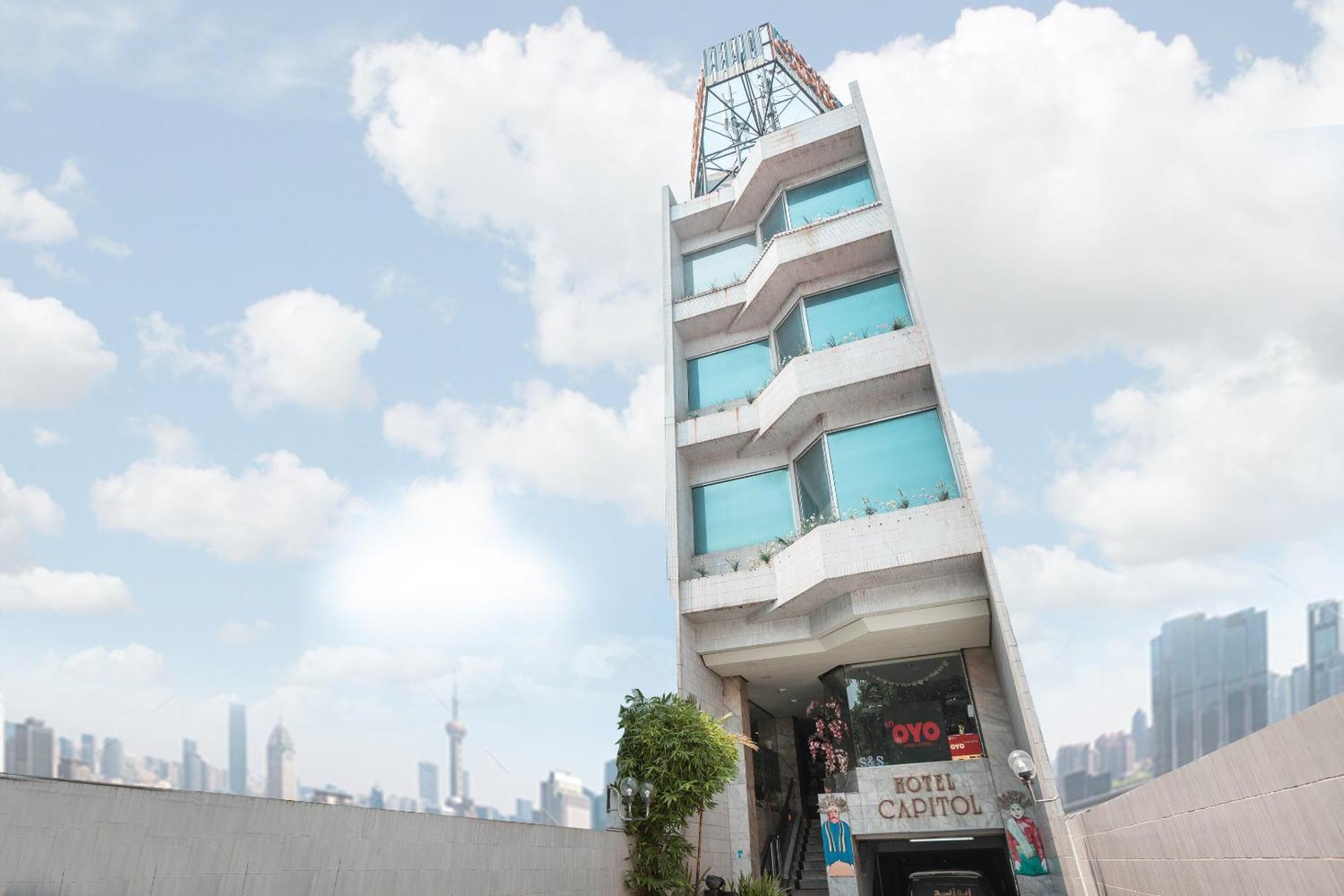 Oyo 671 Hotel Capitol Jakarta Exterior photo